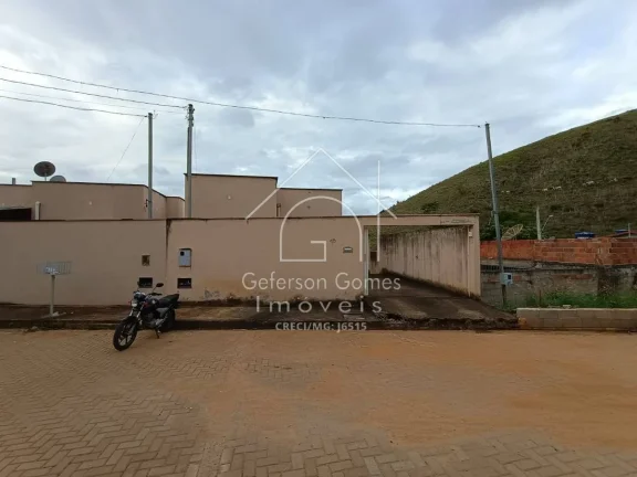 Imagem Casa à venda - Treze de Junho - Mantena - MG