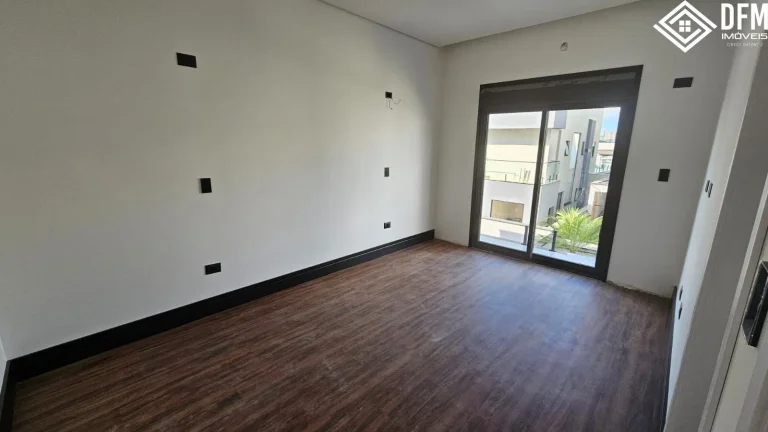 Imagem Sobrado com 3 Dormitorio(s) localizado(a) no bairro Cézar de Souza em Mogi das Cruzes / Mato Grosso do Sul Ref.:DE179