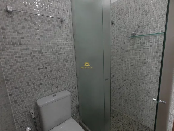 Imagem Apresentamos este moderno e luxuoso apartamento, totalmente mobiliado e equipado, localizado no cora...