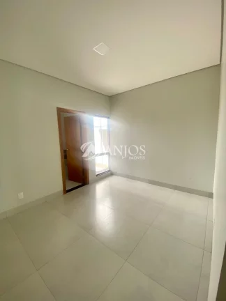 Imagem CASA A VENDA COM 02 QUARTOS, NO SONHALTO VIDEIRA, SINOP - MT.