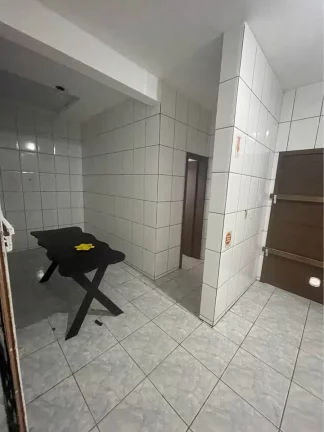 Imagem Sala Comercial para locação anual no Bairro Pinguirito em Garopaba-SC! Excelente Localização!