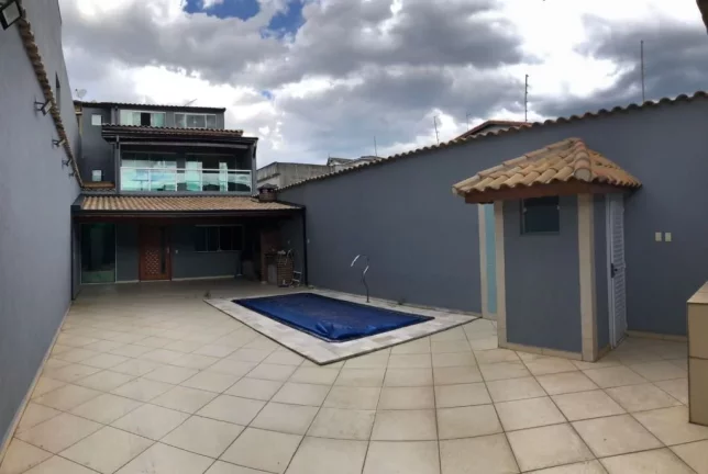 Imagem Sobrado à venda, 268 m² por R$ 1.500.000,00 - Jardim dos Ipês - Suzano/SP