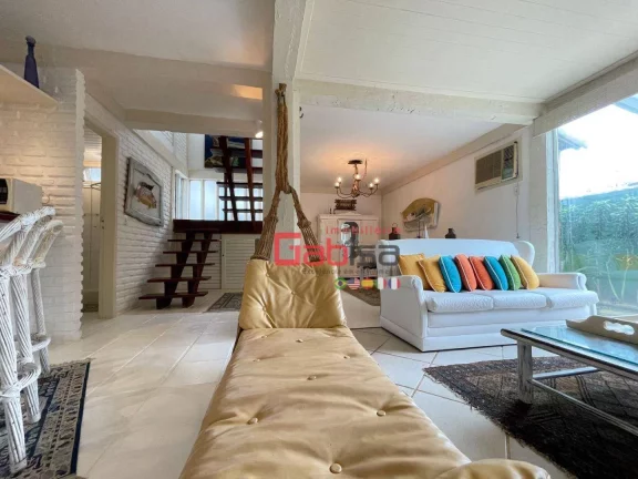 Imagem Casa com 3 dormitórios à venda, 130 m² por R$ 1.800.000,00 - Geribá - Armação dos Búzios/RJ