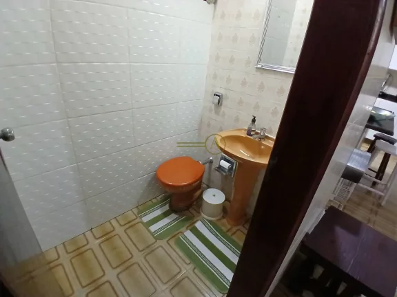 Imagem Sobrado lado praia, com churrasqueira e 4 apartamentos individuais à venda