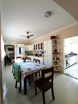 Imagem Casa à venda no bairro Vila Santa Luzia - Mogi Mirim/SP