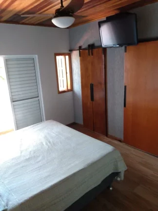 Imagem Sobrado com 5 dormitórios, 200 m² - venda por R$ 690.000,00 ou aluguel por R$ 3.210,83/mês - Jardim Pararangaba - São José dos Campos/SP