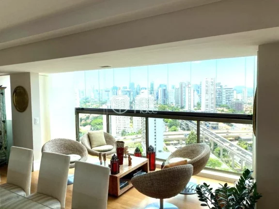 Imagem Excelente cobertura com 240m² no Brooklin A piscina e área gourmet ficam no primeiro pavimento o q...