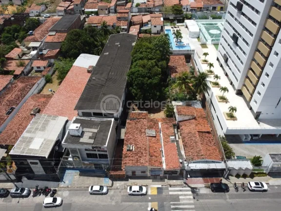 Imagem Terreno à venda no Dix-Sept Rosado, Natal. - 1.120m²