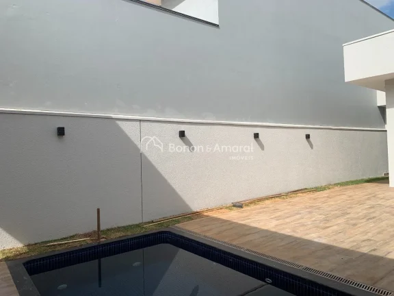Imagem Encante-se com esta casa contemporânea, projetada para oferecer conforto, sofisticação e praticid...