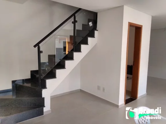 Imagem Sobrado Novo 3 dorms, 1 suite, 3 vagas c/ churrasqueira