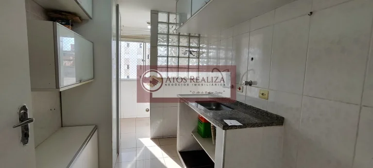 Imagem Este apartamento com sacada em Vila da Paz, São Paulo, é uma oportunidade única de morar em um imóvel completo e bem localizado. Com 56m² de área útil, ele conta com 2 dormitórios, 1 banheiro e uma vista livre de tirar o fôlego. Além disso, possui água in