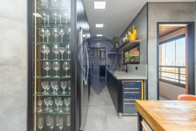 Imagem Luxuoso apartamento de 4 quartos na Vila Mariana, São Paulo-SP: 3 suítes, 2 salas, 4 banheiros, 3 vagas de garagem e 177m².