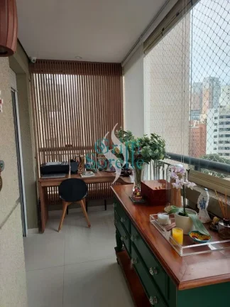 Imagem Apartamento Alto Padrão à Venda em Vila Uberabinha - São Paulo/SP.