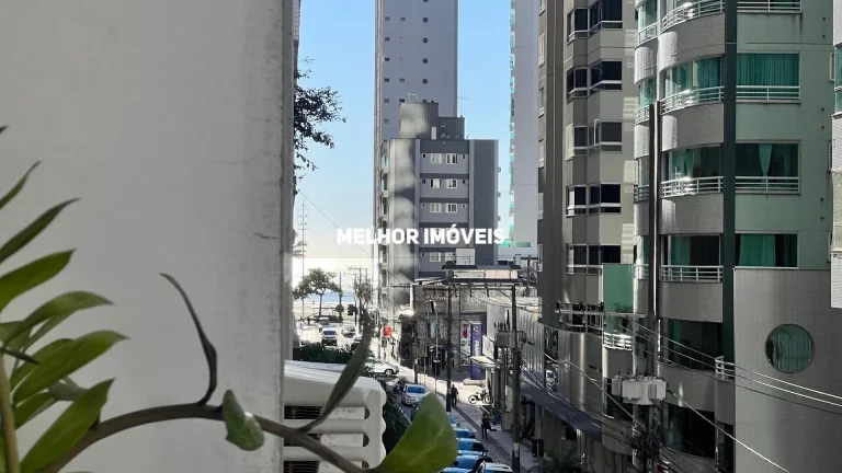 Imagem Apartamento Diferenciado à Venda no Ed. Presidente Athayde - Balneário Camboriú