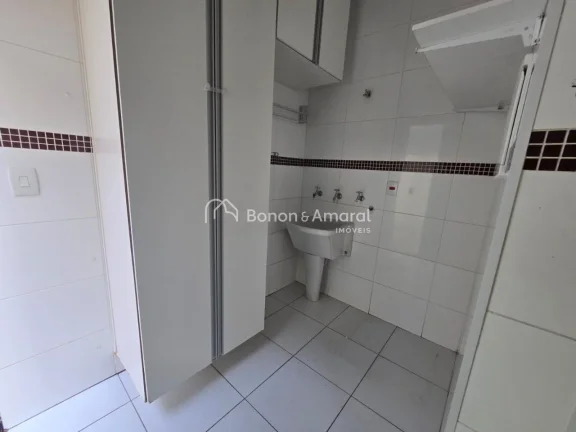 Imagem Esta linda residência une conforto e sofisticação em cada detalhe. São 3 dormitórios, sendo 1 s...