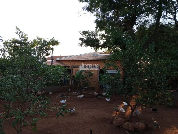 Imagem Casa à venda na Vila Elza, Aramina: 3 dormitórios e suíte!