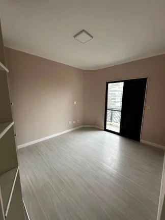 Imagem Apartamento 188 m² 4 Dormitorios sendo 1 Suite e 3 Vagas de Garagens