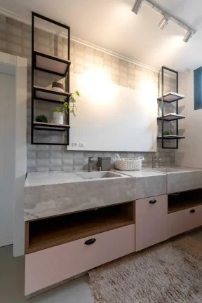 Imagem Apartamento com 3 dormitórios sendo 2 suítes e 2 vagas de garagem em Balneário Camboriú/SC