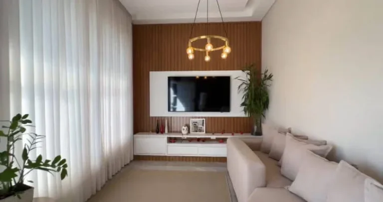 Imagem Casa Sobrado, 3 Dormitórios ( 1 Suíte), 4 Vagas, Terras do Vale - Caçapava.