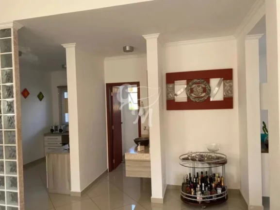 Imagem Excelente Casa em Condomínio!
