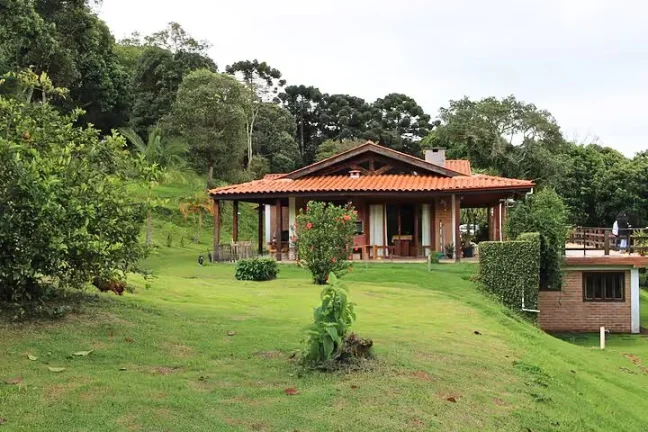 Imagem Exclusividade e Natureza: O Refúgio Definitivo no Coração do Paiol Grande