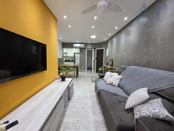 Imagem Apartamento no Canto do Forte em Praia Grande Próximo a Praia