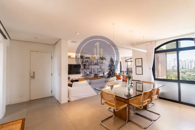 Imagem Imperdível: Apartamento à venda em Pinheiros, São Paulo-SP 3 quartos, 1 suíte, 2 salas, 4 banheiros, 2 vagas, 165m²