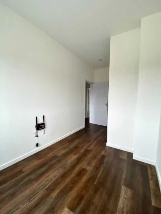 Imagem Casa com 3 dormitórios sendo 1 suíte e 2 vagas de garagem em Brusque