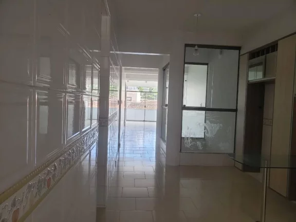 Imagem Casa de Cobertura à Venda no Bairro Grageru - Oportunidade Única!