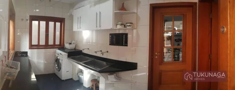 Imagem Sobrado com 3 dormitórios à venda, 430 m² por R$ 1.750.000,00 - Conjunto Residencial Santa Terezinha - São Paulo/SP