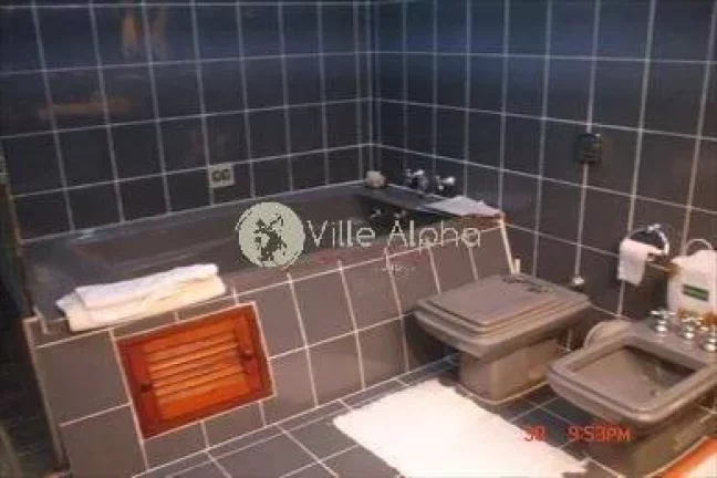 Imagem Fantástica Casa a venda no condomínio fechado da Santa Terezinha em Santos