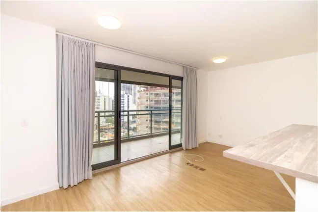 Imagem OPORTUNIDADE - Apartamento com 41m², varanda e vaga, ao lado da estação Vila Madalena