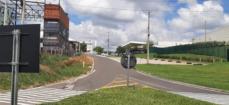 Imagem Área Itú - Bairro Varejão