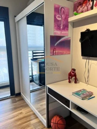 Imagem Apartamento 2 dormitórios totalmente modificado por arquiteto, sendo 1 suíte, sala para 2 ambiente...