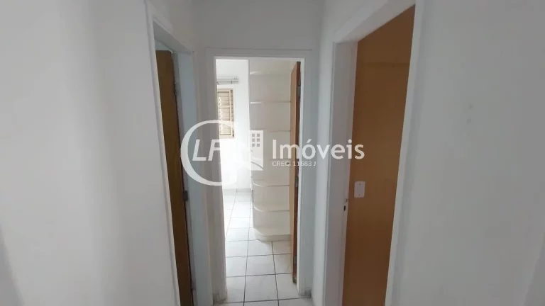 Imagem APARTAMENTO RICO EM ARMARIOS COM TRES QUARTOS