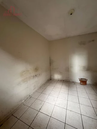 Imagem Oportunidade para renda - com 3 casas