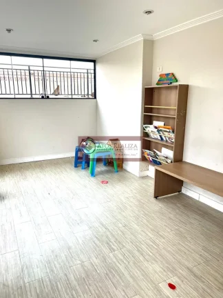 Imagem Apartamento com valor em oportunidade a venda na vila Santa Catarina. Vendo Apartamento de 68m², com 3 Dormitorios, Sacada e 1 vaga de garagem, condômino com lazer completo como, Academia, Piscina, 2 salões de festas, Àrea gourmet com churrasqueira, brinq