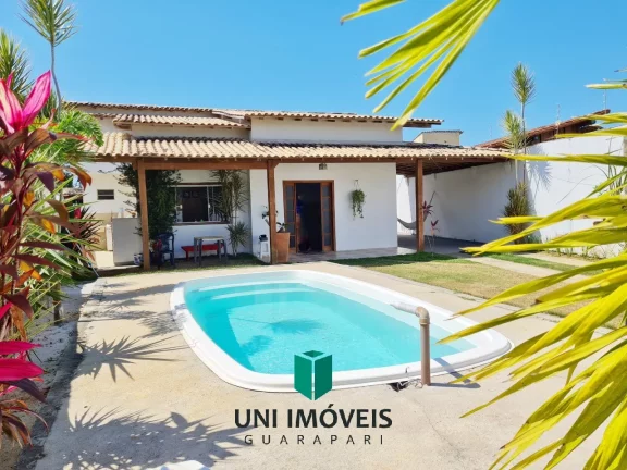 Linda casa 03 quartos com piscina a venda em Nova Guarapari próximo a Lua Azul