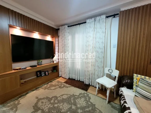 Imagem Casa à venda no Jardim Bandeirantes – 4 quartos (1 suíte), 3 banheiros, edícula, área gourmet e vagas para 3 carros em localização privilegiada de Londrina
