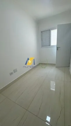Imagem Sobrado à Venda com 181m², 3 dormitórios, 1 suíte, 1 sala e 5 vagas!!!