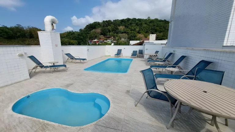 Imagem Apartamento com 2 dormitórios à venda, 54 m² por R$ 650.000,00 - Toninhas - Ubatuba/SP
