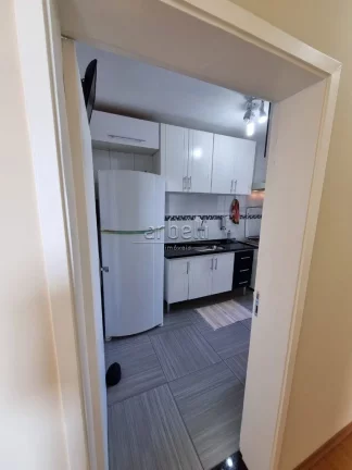 Imagem Apartamento com 63 metros quadrados, com 2 dormitórios, 1 banheiro com box em vidro e gabinete de l...