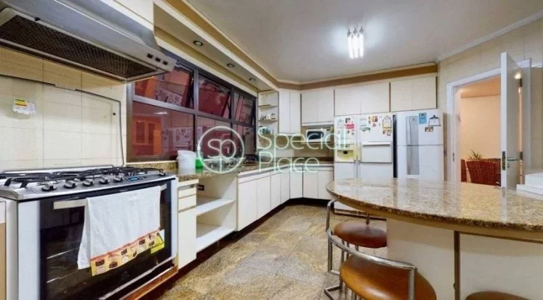 Imagem Lindo apartamento em Higienópolis com 390m² de área privativa, 4 dormitórios ( 2 suítes ) e 4 v...