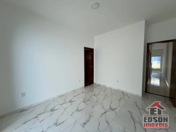Imagem Casa 2 Quartos, sendo 1 Suíte, Piscina, em Itaipuaçu