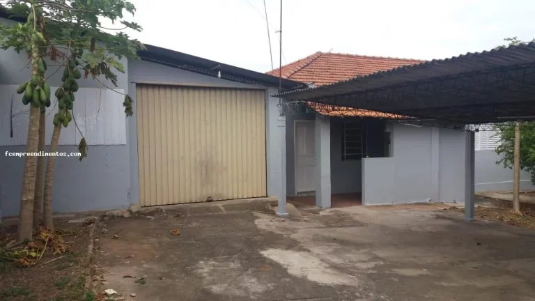 Imagem Casa para Venda em Limeira, Vila Santa Lúcia, 4 dormitórios, 2 banheiros, 2 vagas