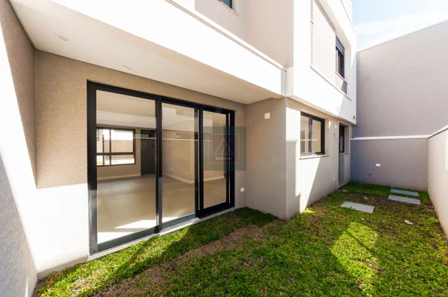 Imagem SANTA FELICIDADE - Sobrado em Condomínio Fechado. 3 suítes. 2 vagas. 160 m² privativos.