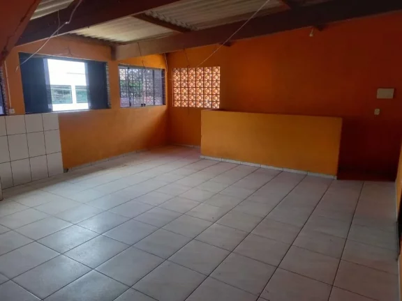 Imagem Casa sobreposta alta com 1 dormitório à venda, 90 m² por R$ 150.000 - Vila Costa Muniz - Cubatão/SP