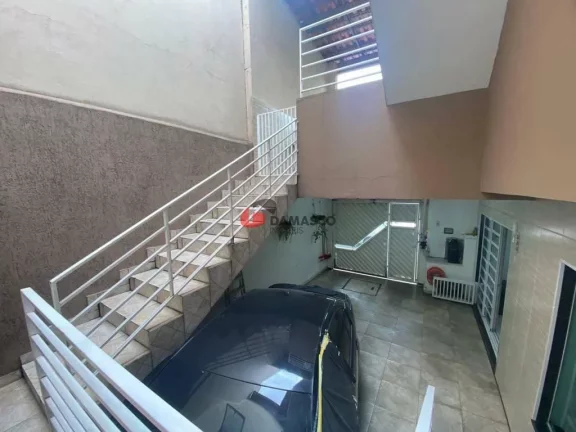 Imagem Sobrado à venda 2 Quartos, 1 Suite, 2 Vagas, 187M², Campestre, Santo André - SP