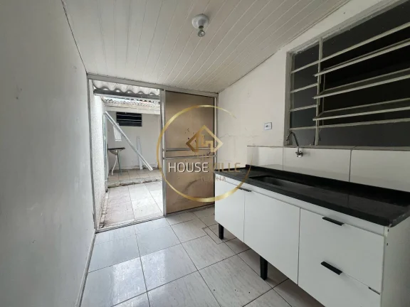 Imagem Casa com edícula, 5 Dormitórios, 250 m2, Jardim Satélite.