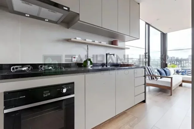 Imagem Apartamento de luxo na Vila Progredior, São Paulo-SP: 2 quartos, 2 suítes, 3 salas e 3 vagas de garagem.